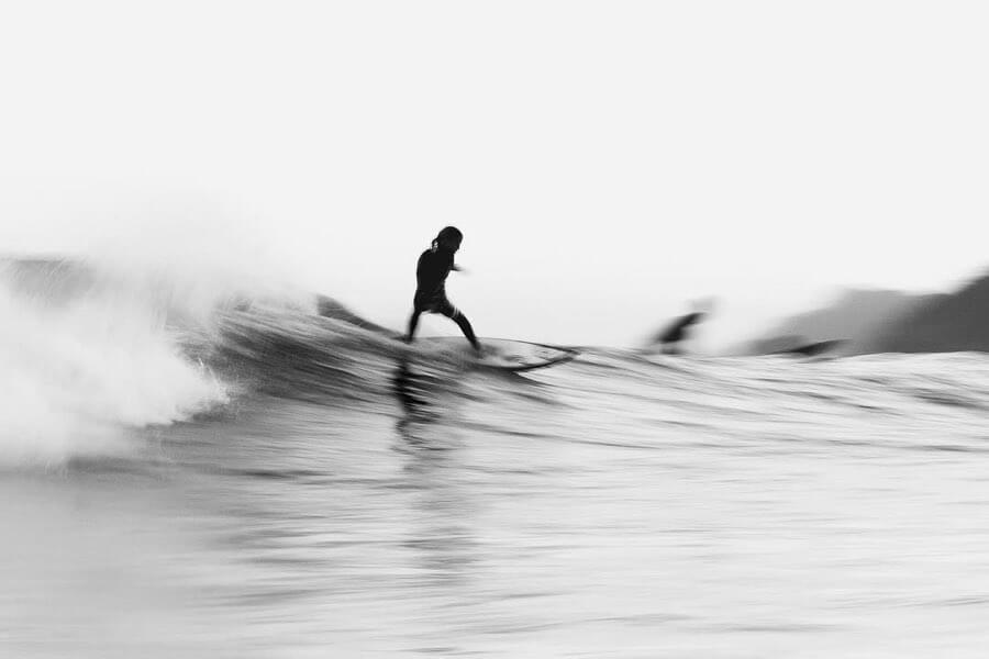 Surfer (speed blur)