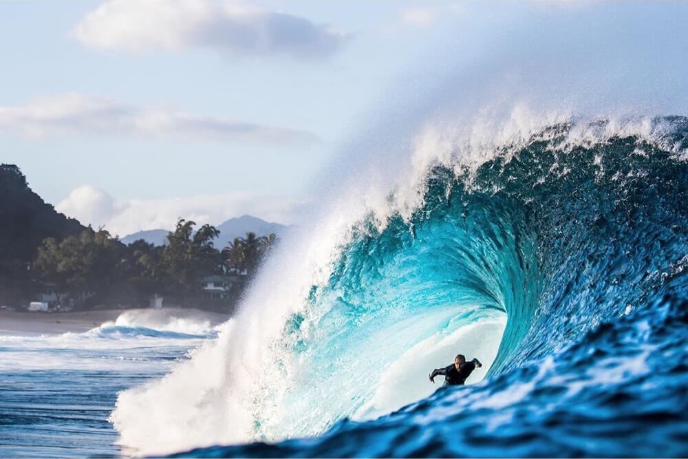 Flynn Novak surfing on the North Shore of Oahu, Hawaii