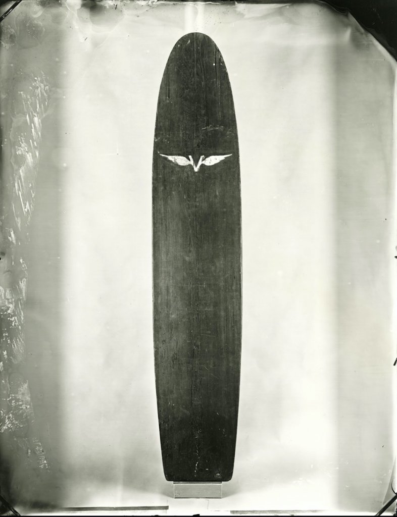 History of the surfboard Club of the Waves
