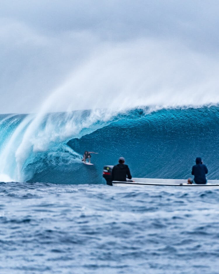 Surfer barrel wave, Fiji