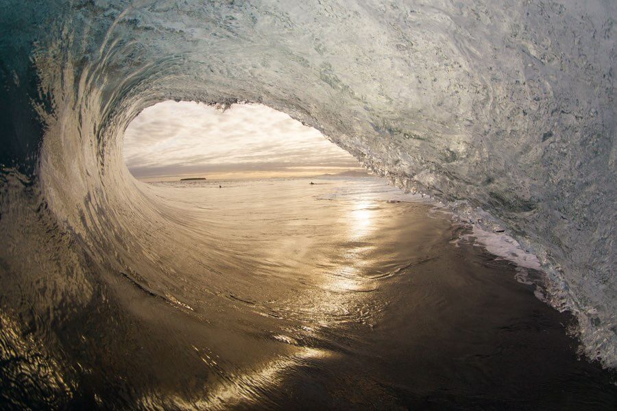 Cloudbreak (Fiji) barrel